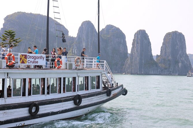 Halong Bay Day Tour Islands, Cave, Kayak. Lunch. All inclusive - Guide Style and Group Dynamics: What to Expect