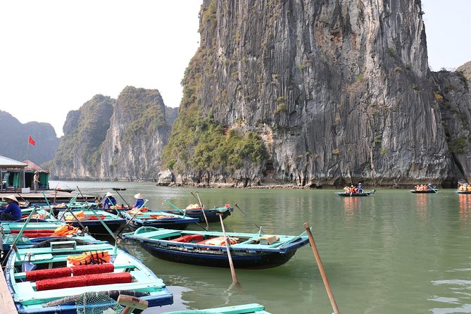 Halong Bay Day Tour Islands, Cave, Kayak. Lunch. All inclusive - Weather, Heat, and Packing for a Cave-and-Kayak Day