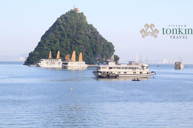 Halong bay deluxe cruise 2 days/ 1 night: kayaking, titop island, surprise cave - Sung Sot Cave: A Cave Stop That You’ll Actually Remember