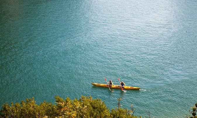 Halong bay Deluxe Cruise 2D/1N: Kayaking, swimming, Titop island & surprise cave - What to bring: small packing choices that prevent big annoyances