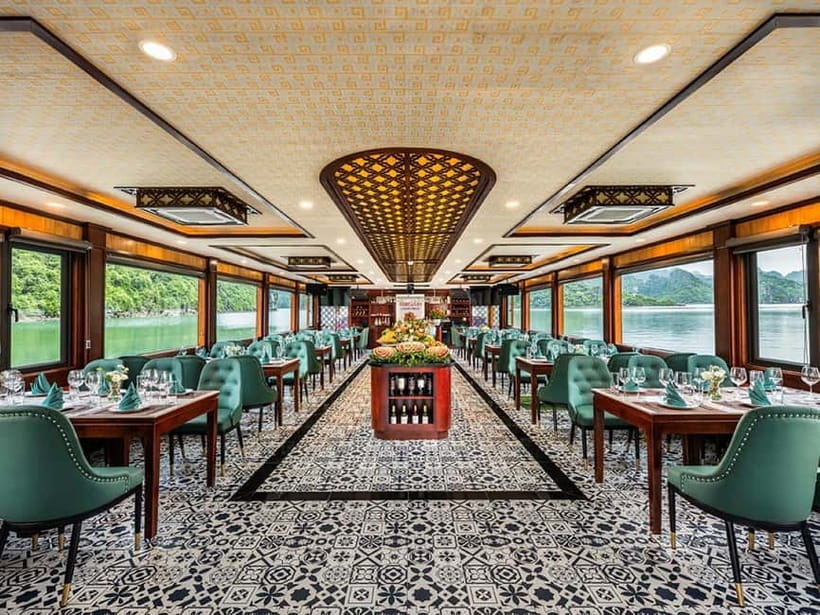 Halong Bay Luxury Cruise with Kayaking & Lunch Buffet - Sung Sot Cave: The Bay’s Most Famous Grotto Stop