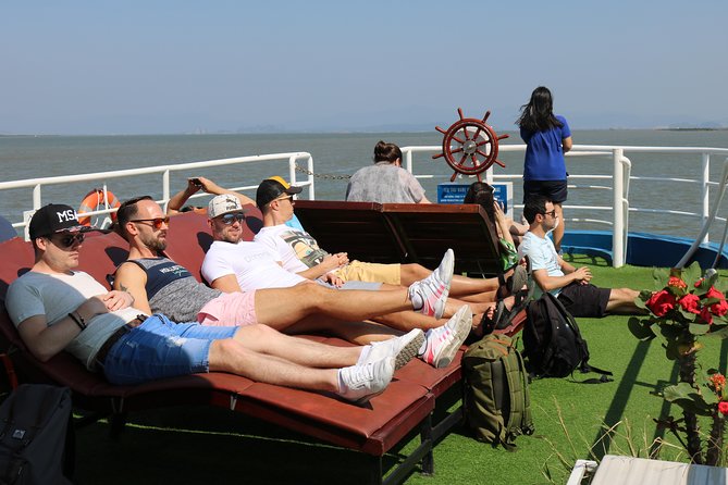Halong Day Tour: Islands, Cave, Kayak. Lunch. Transfers - Ba Hang fishing village: the calmer stop that balances the action