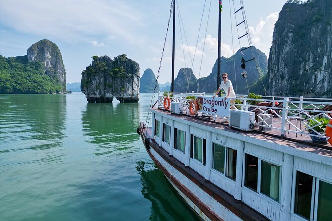 Halong Day Tour Islands, Caves, Kayak, Lunch w Dragonfly Cruise - Hon Ga Choi Island: the quick stop that sells the postcard look