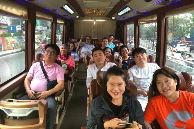 Halong Excursion Cruise with Kayaking, Swimming & Cave Visit - Luon Cave Lagoon: Kayaking vs. Bamboo Boat