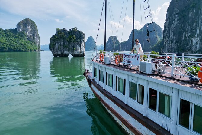 Halong Islands, Caves, Kayak, Lunch day tour w Dragonfly Cruise - Heaven Palace Cave: limestone drama in a controlled time slot