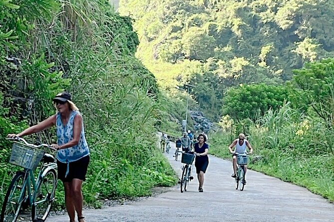 HaLong, LanHa bay 2days and 1 nite Kayak on Vega Legend Cruise. - Getting to Viet Hai Village on Day 2: Tender Transfer Plus a Bike Ride