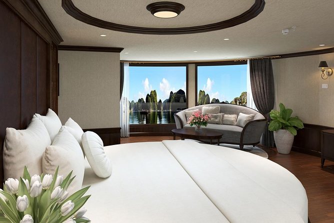 Halong Luxury Cruise 2D/1N: Kayaking, swimming, Surprise cave, Titop island - Entering Halong and Lan Ha: why this route matters