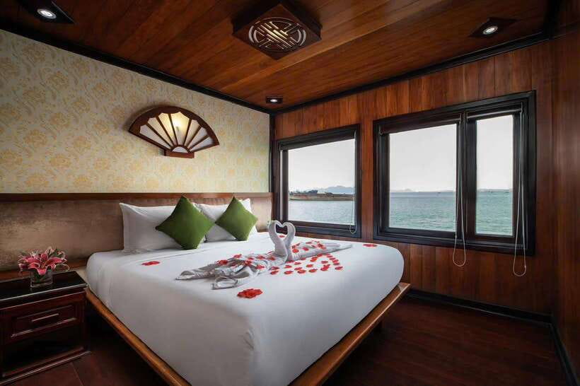 Hanoi: 2-Day Halong Bay Boutique Cruise with Kayaking - Picking the right part of Halong Bay: Ha Long, Lan Ha, or Bai Tu Long