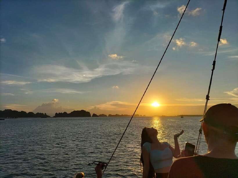 Hanoi: Full-Day Halong Bay Cruise with Swimming & Kayak Tour - Sung Sot Cave: The Surprise Cave and Its Stalactite Shapes