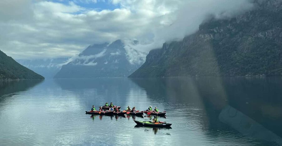 Hellesylt: Beginner-Friendly Fjord Kayaking Experience - The 2-Hour Session: What Happens From Dock to Return