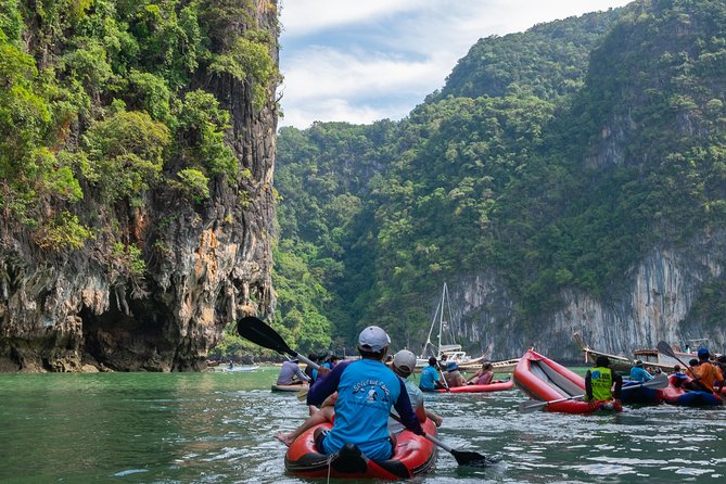 Hong by Starlight: Sea Cave Kayaking and Loy Krathong Floating - Phuket pickup and the road-to-water rhythm