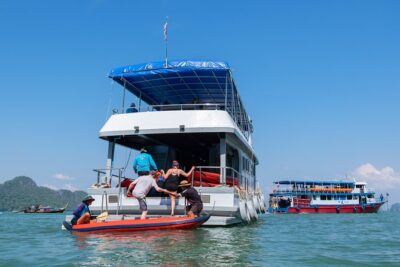 Hong by Starlight: Sea Cave Kayaking and Loy Krathong Floating - Setting the stage at Ao Po Pier and the boat ride out