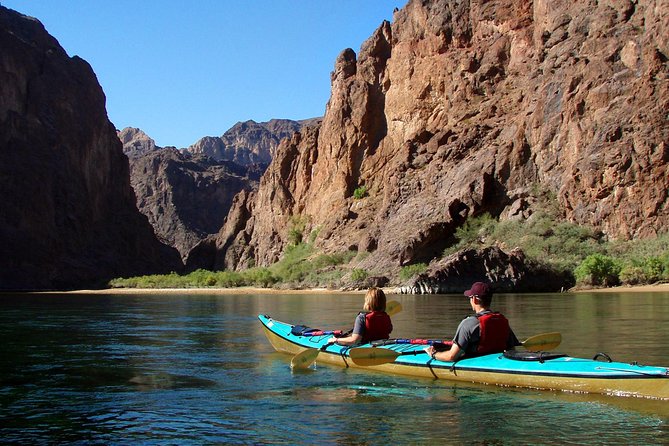 Hoover Dam & Black Canyon Full-Day Guided Kayak Tour - Willow Beach finish: marina bathrooms, refreshments, and the return drive