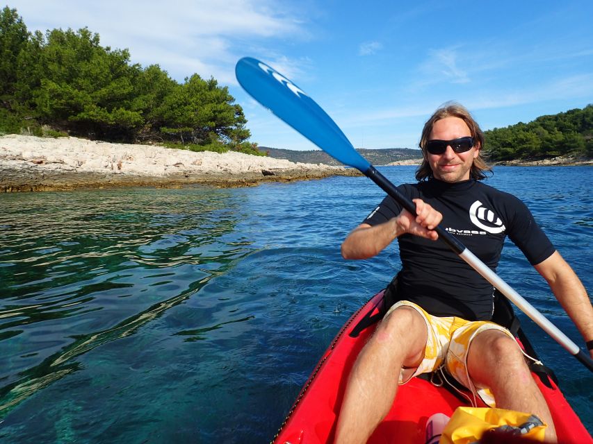 Hvar: Pakleni Islands Self-Guided Kayaking Tour - From Bonj (Hotel Amfora) Out to Your First Island Stop