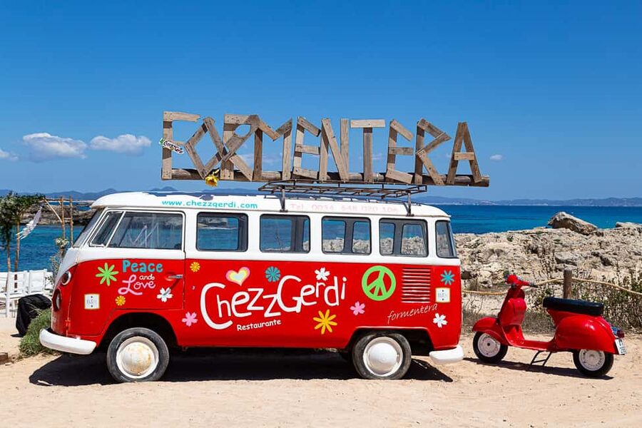 Ibiza: Formentera Boat Cruise with Paddle, Snorkel & Lunch - The sailing cruise: what you get during the travel time