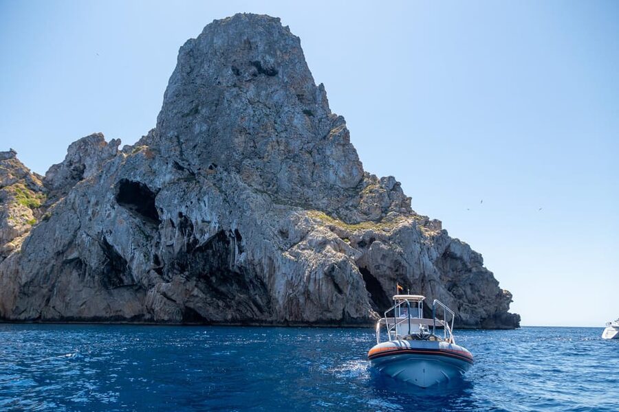 Ibiza: SpeedBoat trip to Atlantis & Es Vedra Snorkel+Paddle - Comte Cove swim: your second shot at the clear water