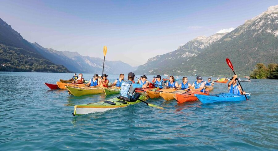 Interlaken: Kayak Tour of the Turquoise Lake Brienz - Coaching that works for beginners: how the guides help you paddle with confidence