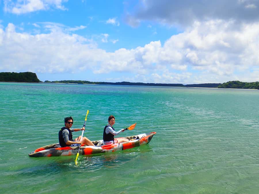 Ishigaki: Canoe or SUP at Kabira Bay&Snorkeling at Blue Cave - Kayak vs SUP: Choosing the Version That Matches Your Body