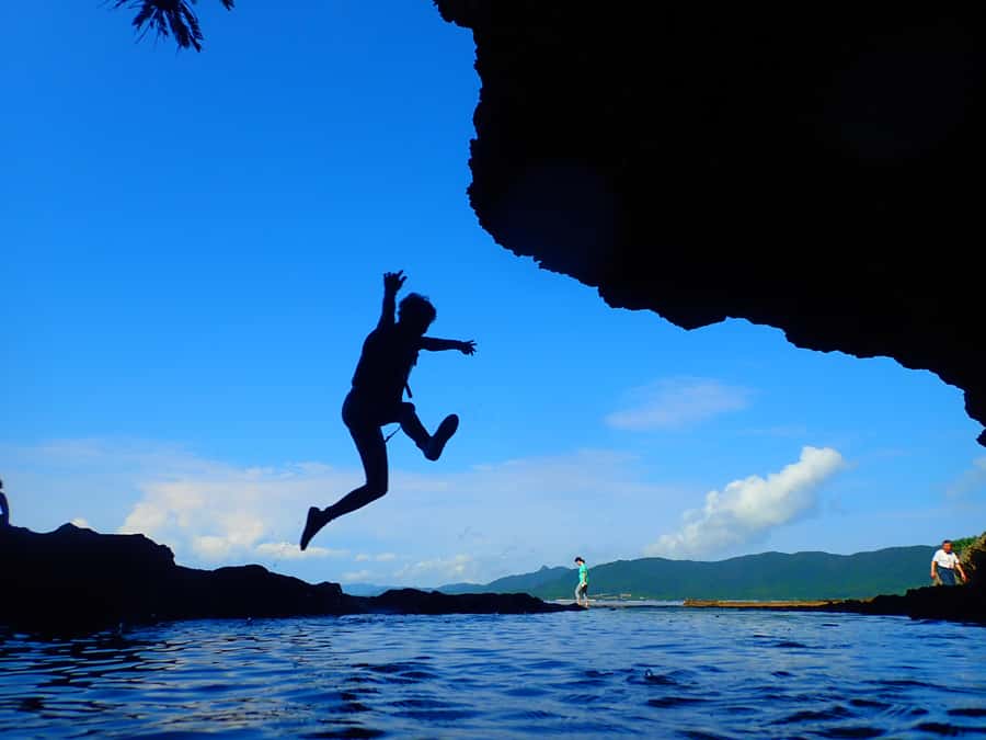 Ishigaki: Canoe or SUP at Kabira Bay&Snorkeling at Blue Cave - Blue Cave Snorkeling: The Main Show (and Why Timing Matters)