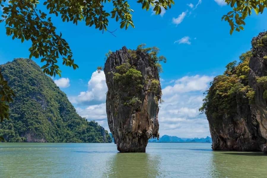 Jame bonds canoe 7 point 6 Island Premium trip - Entering Phang Nga Bay: the day’s rhythm starts with a transfer