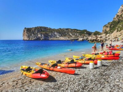 Jávea: Kayak trip to Granadella - Granadella to Cala en Caló: your first real paddle rhythm
