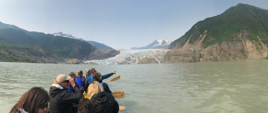 Juneau: Mendenhall Lake Canoe Tour - Paddling Mendenhall Lake: What It Means to Be That Close to a Glacier