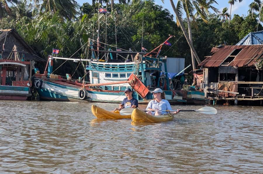 Kampot's Countryside & Kayak Tour, Pepper Farm include Lunch - Cave time with bats and a 6th-century Hindu temple