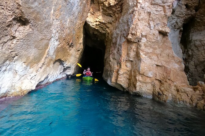 Kayak And Snorkel Excursion in Jávea. Portitxol - Granadella - Playa El Portitxol: the meetup spot that sets expectations
