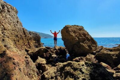 Kayak and Snorkeling Adventure in Lisbon - Praia do Creiro setup: wetsuits, life vests, cave helmets, and waterproof bags
