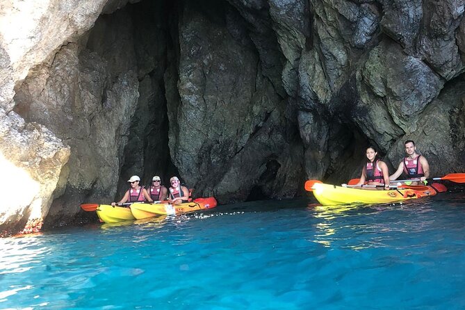 Kayak and Snorkeling Excursion in Maro Cerro Gordo Cliffs - The 2.5-Hour Flow: From Briefing to Coves to Snorkel