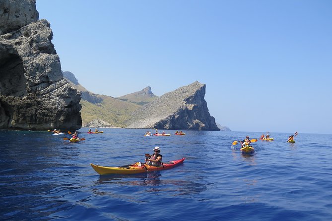 Kayak & Coasteering - The circular kayak along Cala Sant Vicenç: What that route really gives you