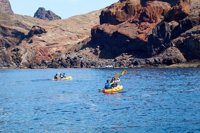 Kayak Experience @ Ponta de São Lourenço - How the kayaking actually feels: calm control with real scenery time