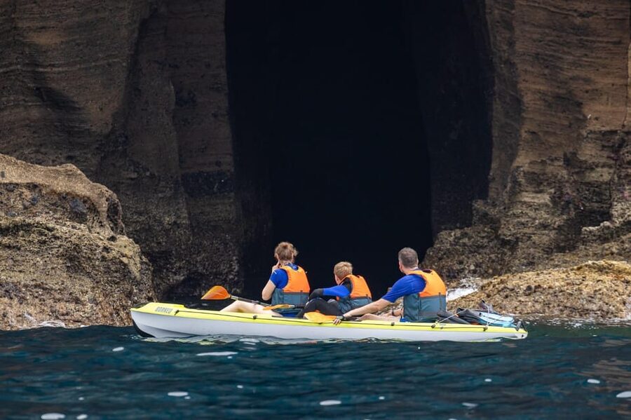 Kayak Guided Tour: Vila Franca do Campo Islet - Snorkeling and swim time outside the island