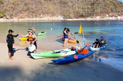 Kayak Huatulco Sunrise - Snorkeling at Santa Cruz Bay and the Quiet Reef Time