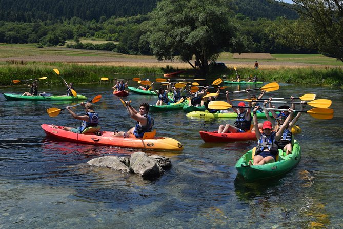 Kayak on the Gacka River - The downstream paddle: pace, scenery, and what to watch for
