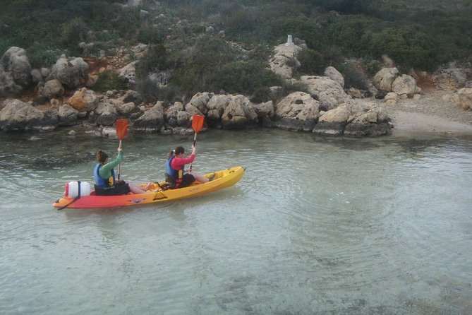 Kayak Rental Menorca - What You Actually Get (Kayak, Paddles, Hermetic Tank)