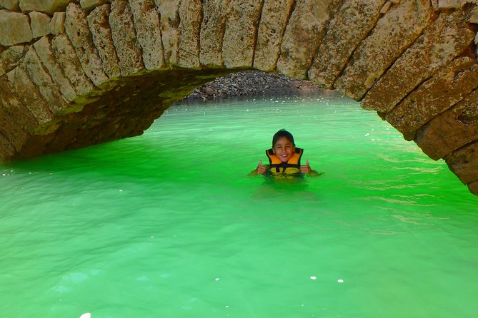 Kayak Routes In A Lake - The Montanejos Hot Springs Add-On That Makes the Day Feel Complete