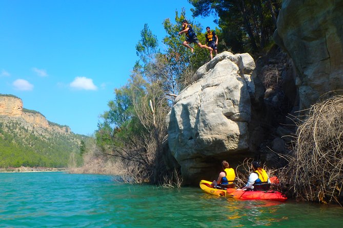 Kayak Routes In A Lake - Logistics That Matter: Meeting Point, Timing, and Weather