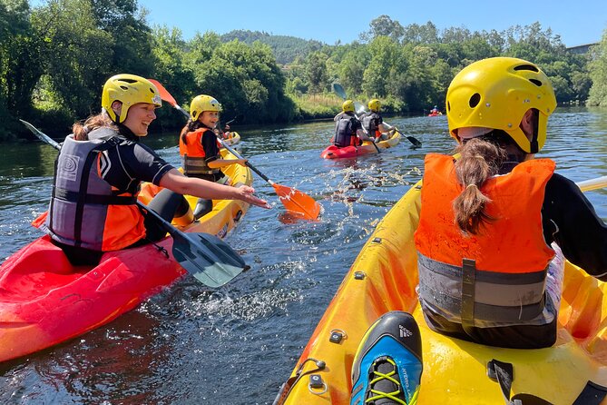 KAYAK TOUR: Descend the Beautiful Lima River - Logistics that affect your day: pickup, group size, and timing