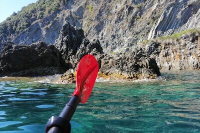 Kayak tour from Monterosso to Vernazza - Gear and comfort: what’s included (and what you should bring anyway)