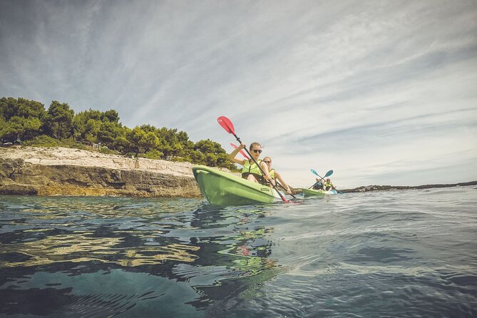 Kayak tour in Pula to Valley of Tears/free drinks+photos included - Price value: why about $60 can feel fair for gear + GoPro + drinks