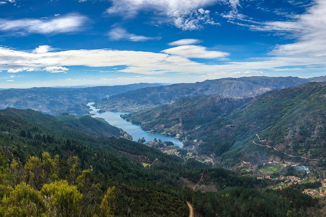 Kayaking and Waterfall in Peneda-Gerês National Park from Porto - Lunch in a local restaurant: the value isn’t subtle