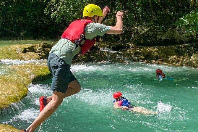 Kayaking at the Mreznica Canyon - Who This Kayak Tour Fits Best