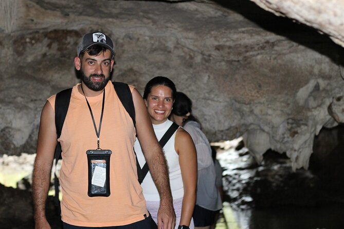 Kayaking Kilim Mangrove Geoforest - The bat cave walk: 20 minutes underground, then back to the boat