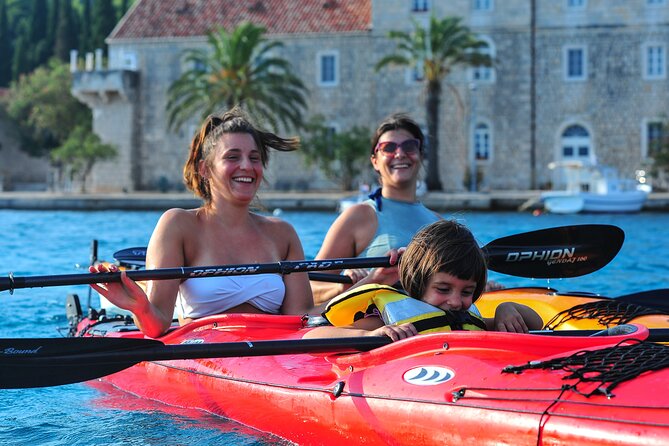 Kayaking Korčula's Paradise -Half Day Guided Kayak Tour - Korčula and Lumbarda: the coastline that makes kayaking feel effortless