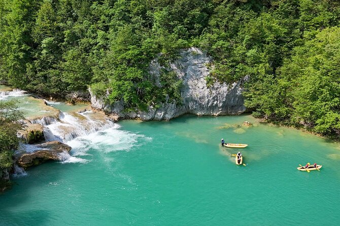 Kayaking Mrežnica river - Gear, water temperature, and what to pack so you stay comfortable