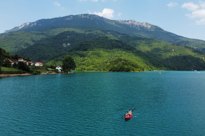 Kayaking on Jablanica Lake - Meet Merak and Edin: why the start can make or break the day