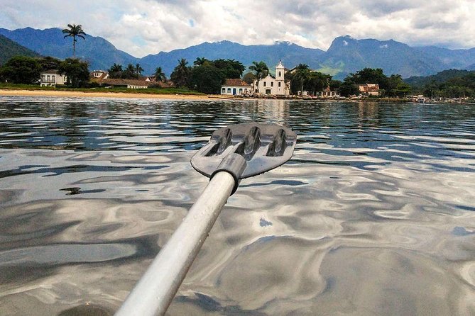 Kayaking to the mangroves - From Praca Macedo Soares to the waterline at Pontal