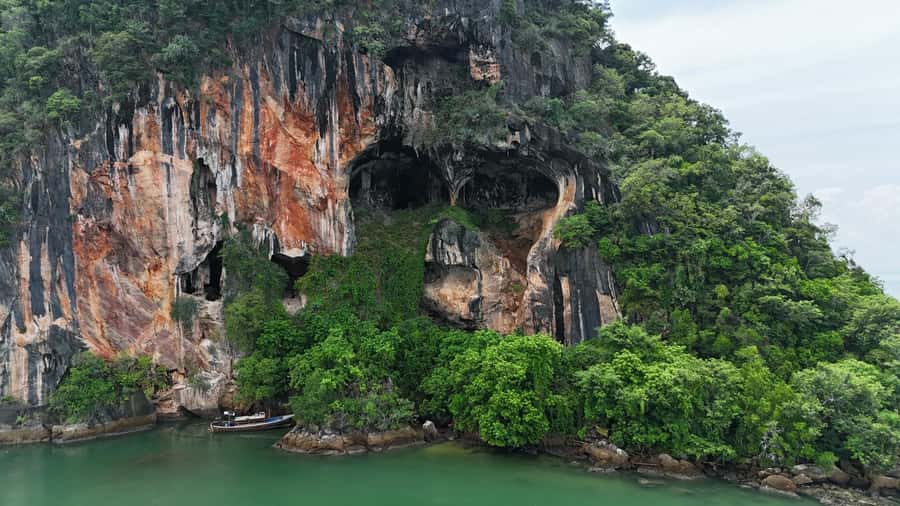Ko Lanta: Half-Day Kayaking Koh Phee & Koh Talabeng 2 Caves - Mangroves by long-tail boat: the calm start you’ll remember