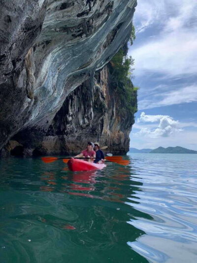 Ko Lanta: Half-Day Kayaking, Talabeng, Sea Cave & Mangrove - Getting picked up and reaching the pier fast